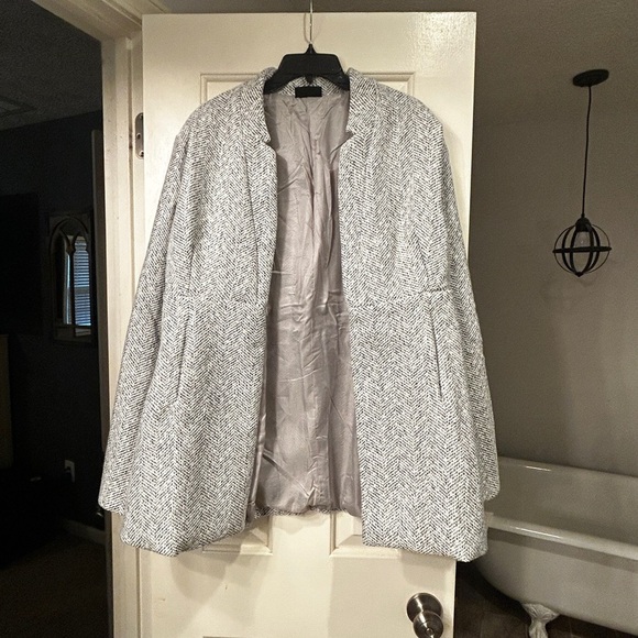 NWOT Vici Collection Tayshia gray herringbone open front blazer coat - Picture 4 of 5